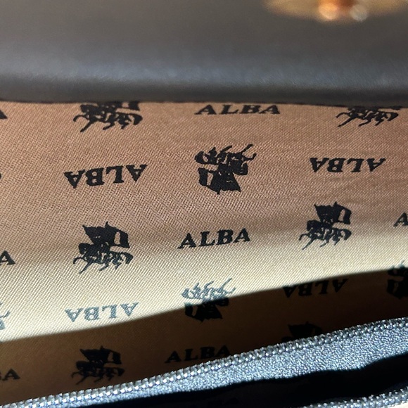 Alba Quilted Trifold Wallet 8” x 5” NWOT (Never used) - Picture 13 of 14